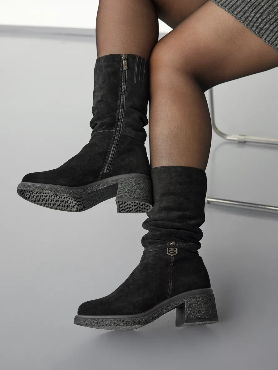 Полусапожки женские зимние натуральный мех на каблуке A510-013