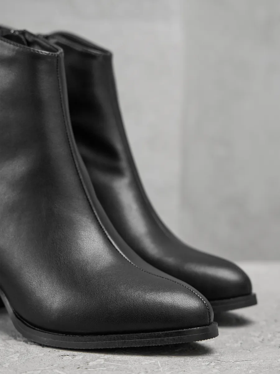 Ботинки женские демисезонные натуральная кожа черные BF154-010k