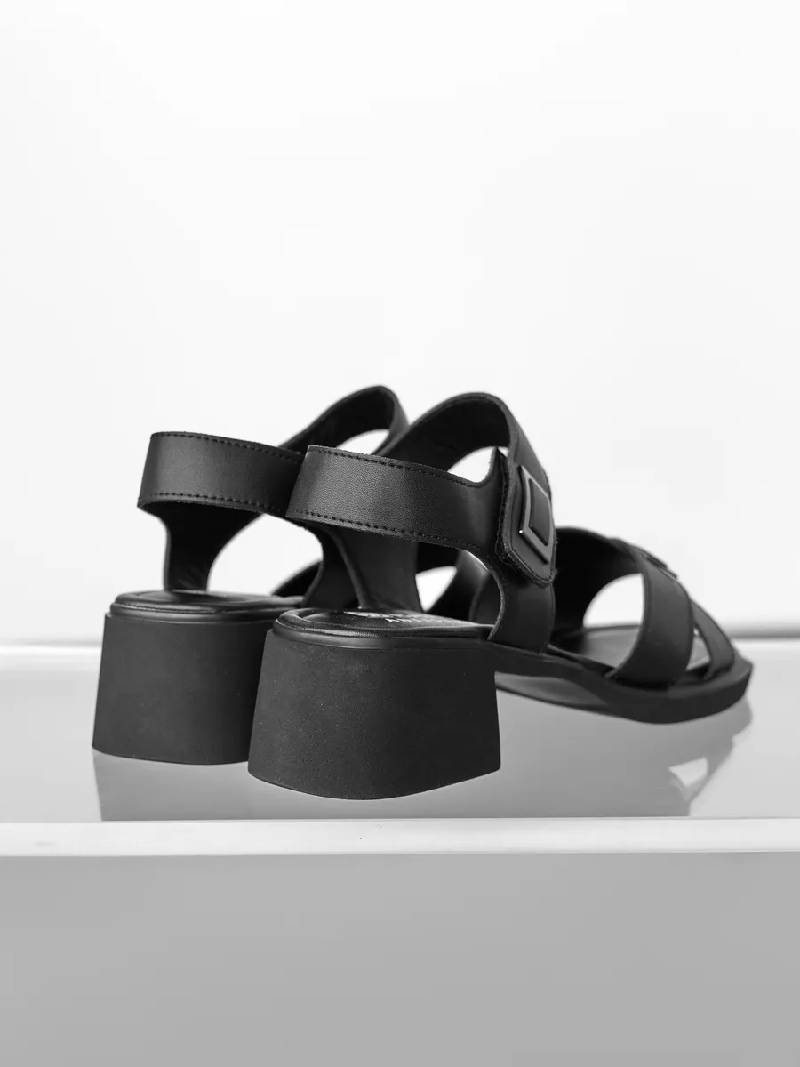 Босоножки женские летние на каблуке EA092-011k