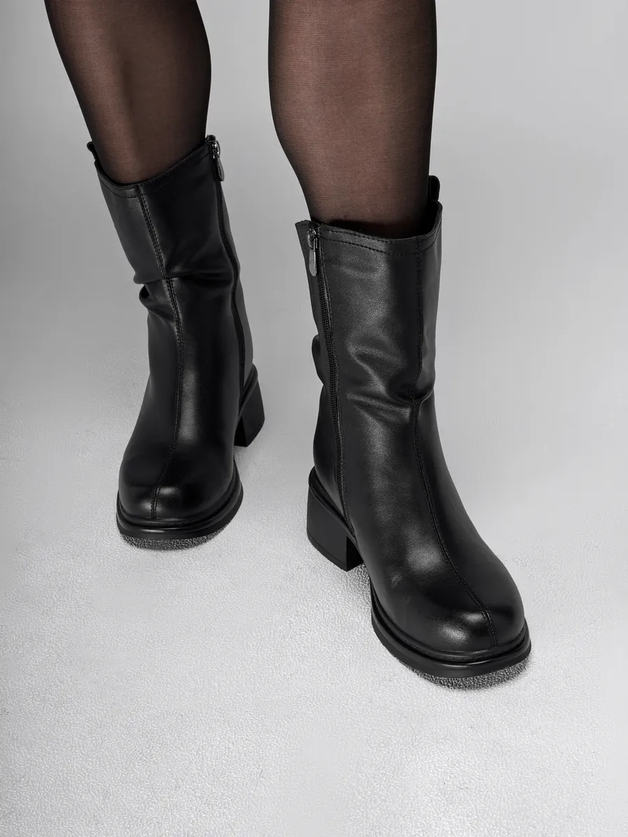 Cапожки женские зимние короткие натуральная кожа на каблуке 25-WPE21-15-101k