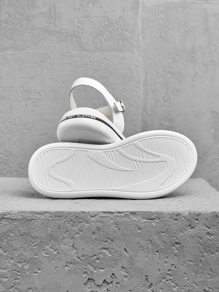 Босоножки женские летние на танкетке белые 2F6-97-112