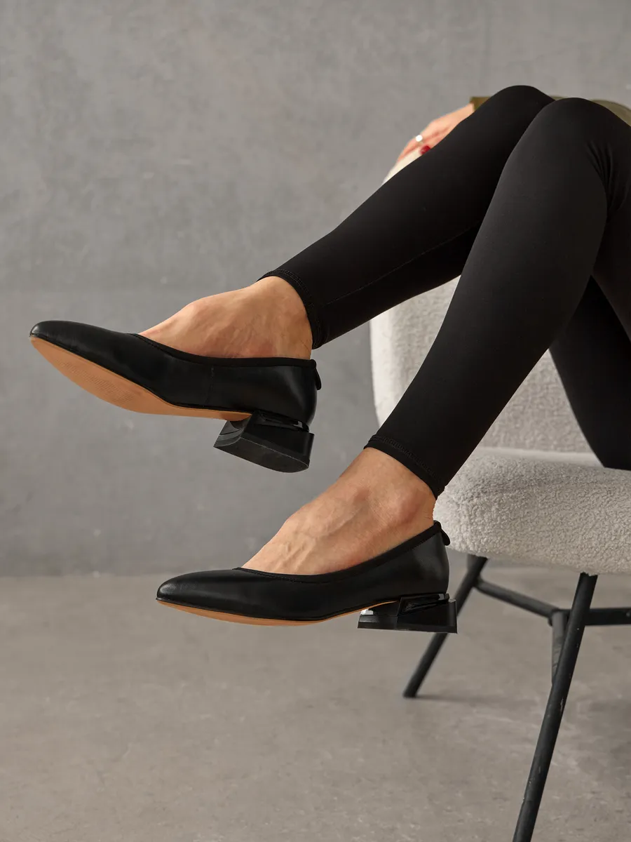 Туфли осенние лодочки на низком каблуке 32C9-90-101