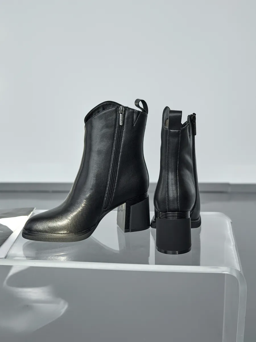 Ботинки женские зимние на каблуке натуральная кожа U420-040